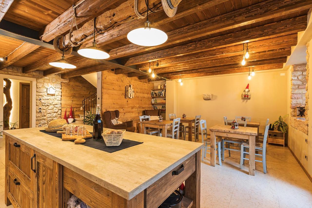 Malga Laben Bed & Breakfast Velo Veronese Eksteriør bilde
